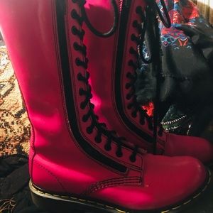 Pink 14-eye docs (double zipper)